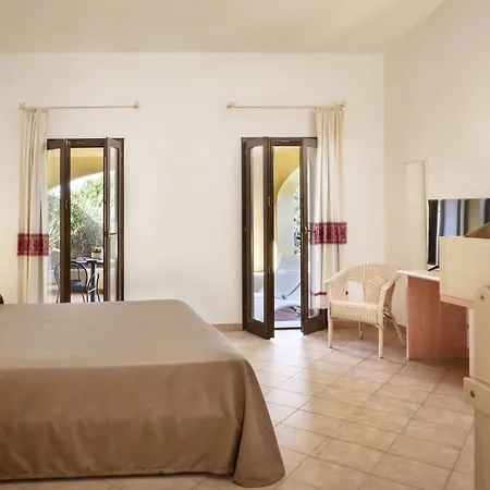 Sole Mare Hotel Baja Sardinia